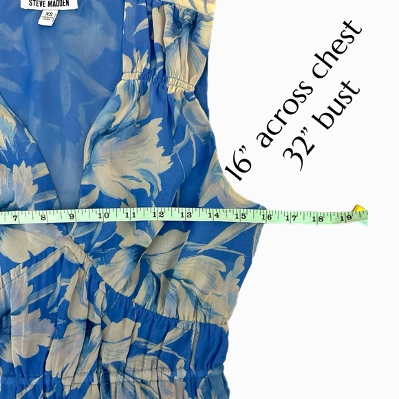 Steve Madden Blue Floral Smocked Crop Top Sleeveless Ruched Blouse Size XS - Picture 7 of 10